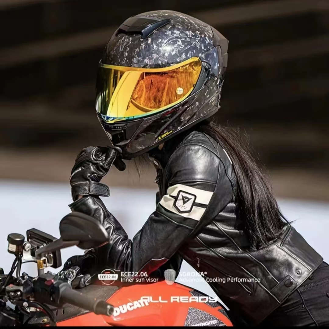 Ar 12k fibra de carbono capace - Carbon Fiber Lightweight Motorcycle Helmet avaliação e preço