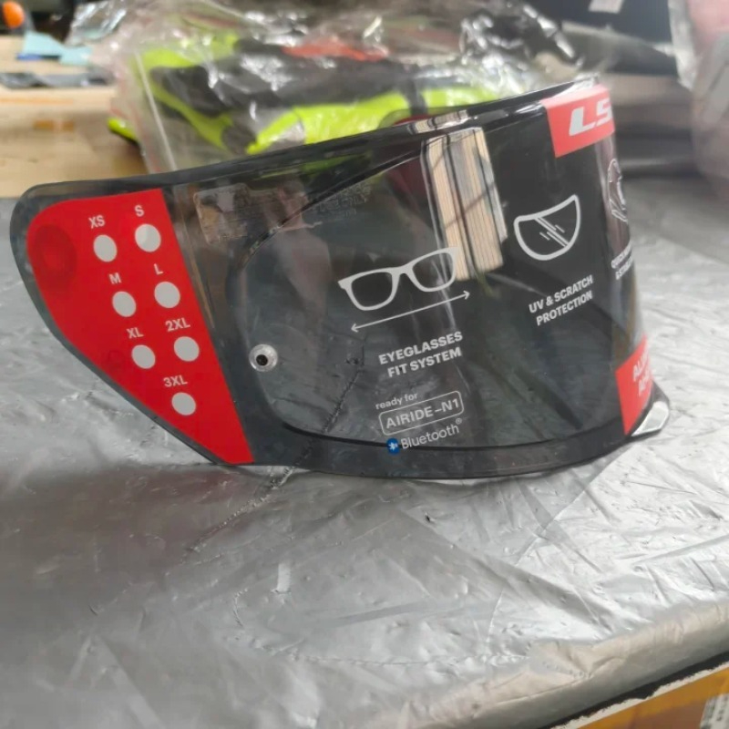 Lente de Substituição para Vis - Motorcycle Helmet Inner Sun Visor Lens avaliação e preço